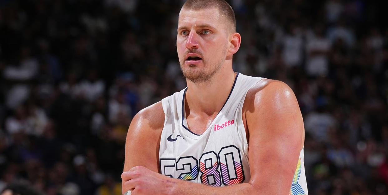 掘金强势勇士,哈里斯惊艳世界 掘金强势勇士,哈里斯惊艳世界