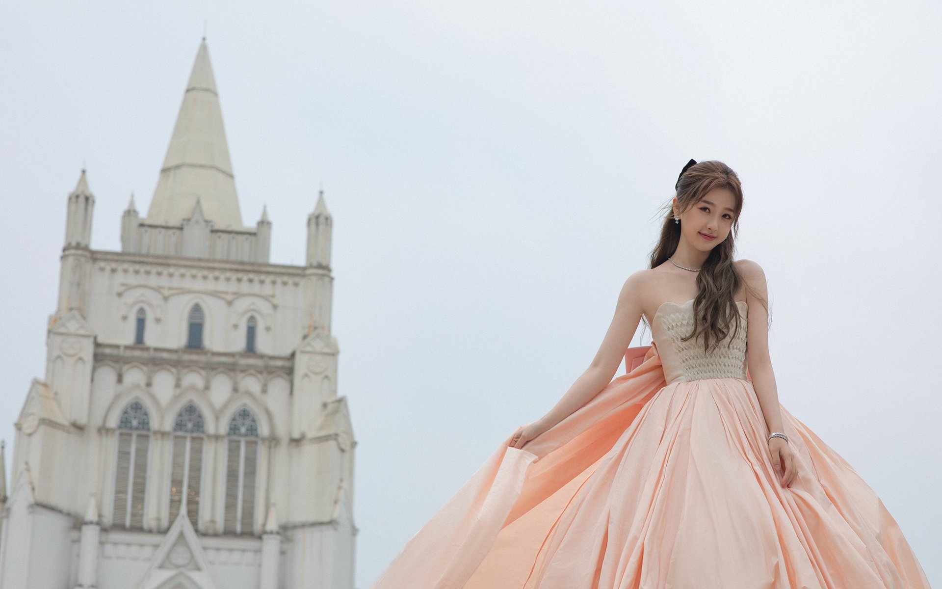 新王加冕!辛纳绝杀捍卫网坛传统,ATP总决赛惊险挫败拉沃尔杯挖角野心