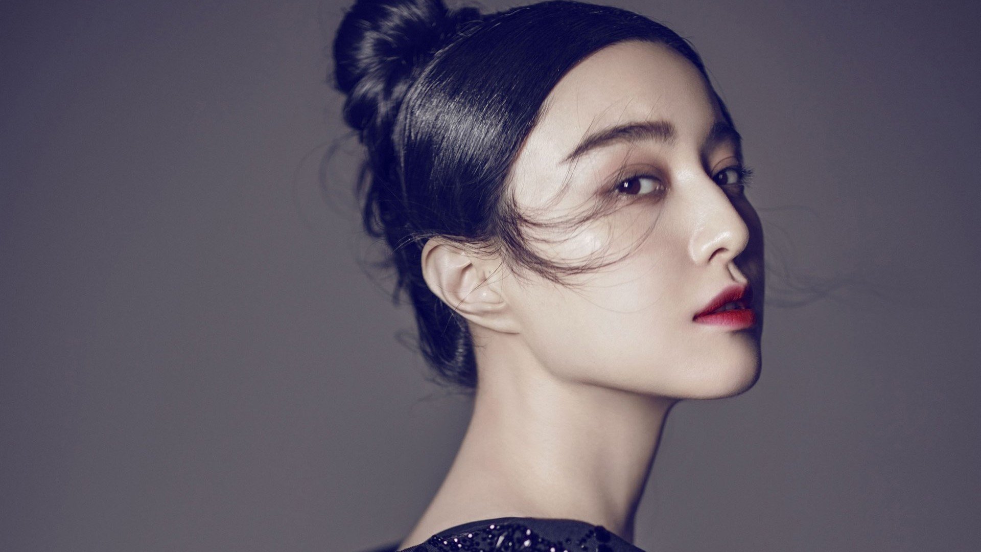 爱游戏官网-黑色闪电与冰封高原，布克单骑救主，灰熊惊天逆转新疆