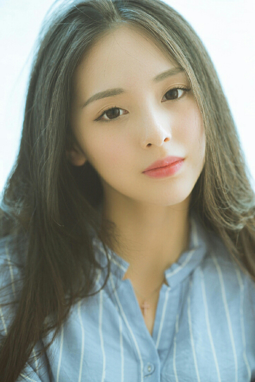 命运在转换间倾斜,哈基米导演的致命一击,厄瓜多尔在攻守浪潮中险胜罗马尼亚